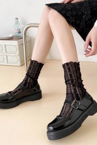 Sosete fine din tulle...