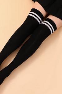 Sosete peste genunchi cu dungi albe din bumbac 2