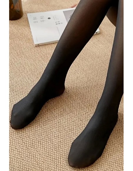 Ciorapi termici ce imita piciorul gol, imblaniti pe interior