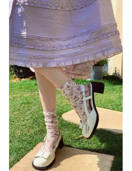 Sosete fine din tulle brodat