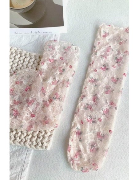 Sosete fine din tulle brodat - Roz