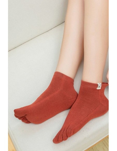 Sosete cu degete colorate