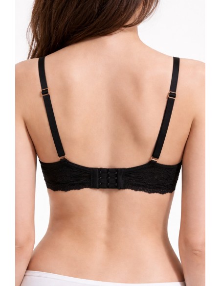 Sutien cu burete foarte subtire si dantela eleganta