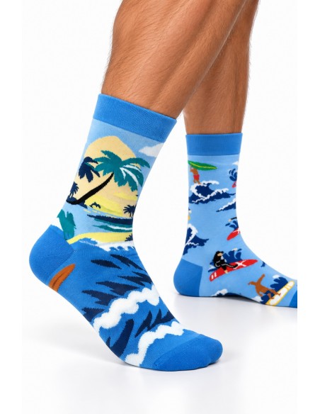 Sosete barbati cu design complementar ocean si surf
