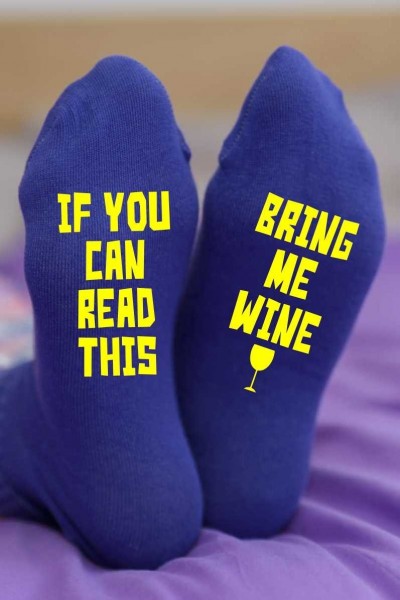 Sosete cu mesaj - Adu-mi vin