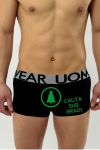 Boxeri haiosi cu mesaj de... 2