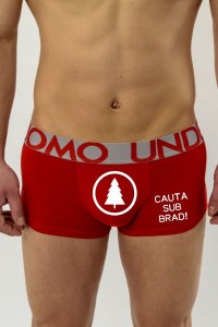 Boxeri haiosi cu mesaj de...